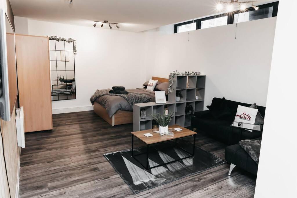 Stunning Modern Heart Of The City Apartment Sheffield Eksteriør billede