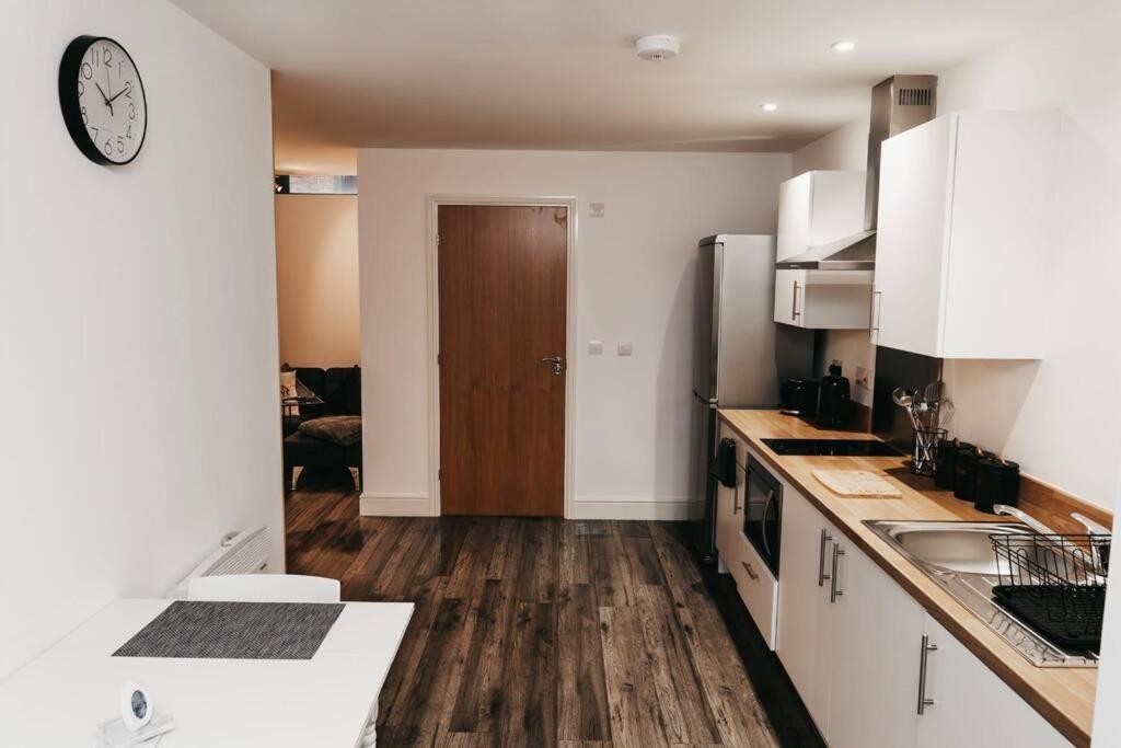 Stunning Modern Heart Of The City Apartment Sheffield Eksteriør billede