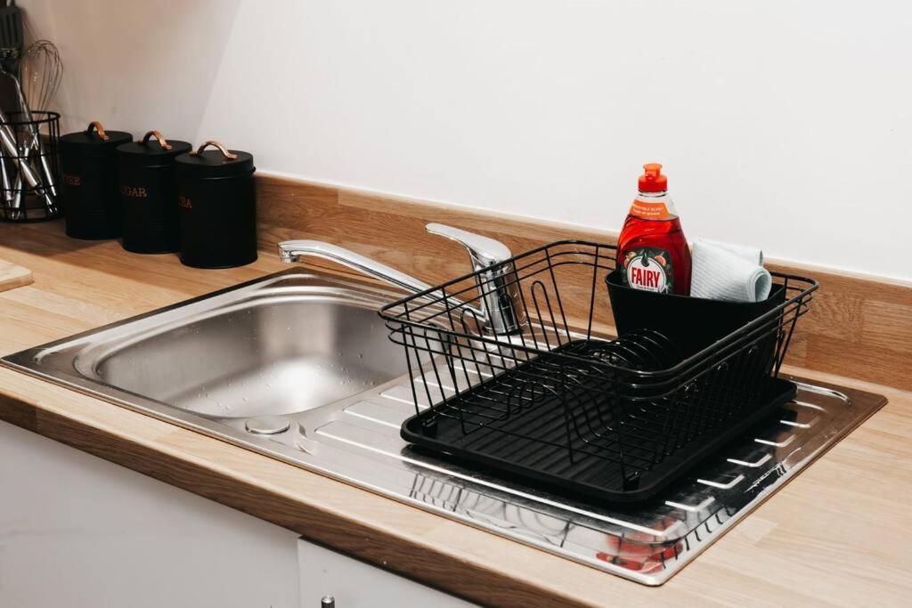 Stunning Modern Heart Of The City Apartment Sheffield Eksteriør billede