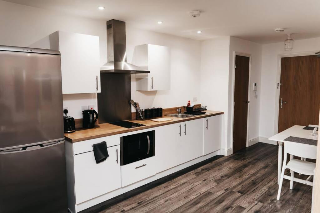 Stunning Modern Heart Of The City Apartment Sheffield Eksteriør billede