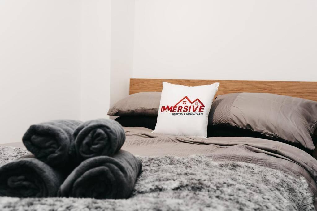 Stunning Modern Heart Of The City Apartment Sheffield Eksteriør billede