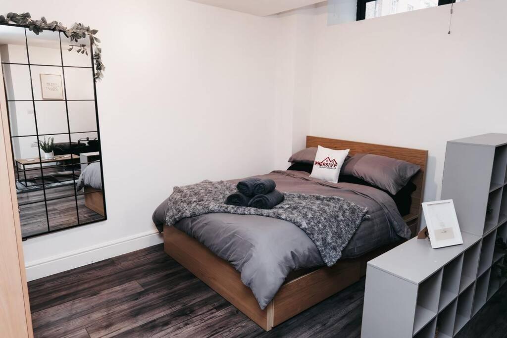 Stunning Modern Heart Of The City Apartment Sheffield Eksteriør billede